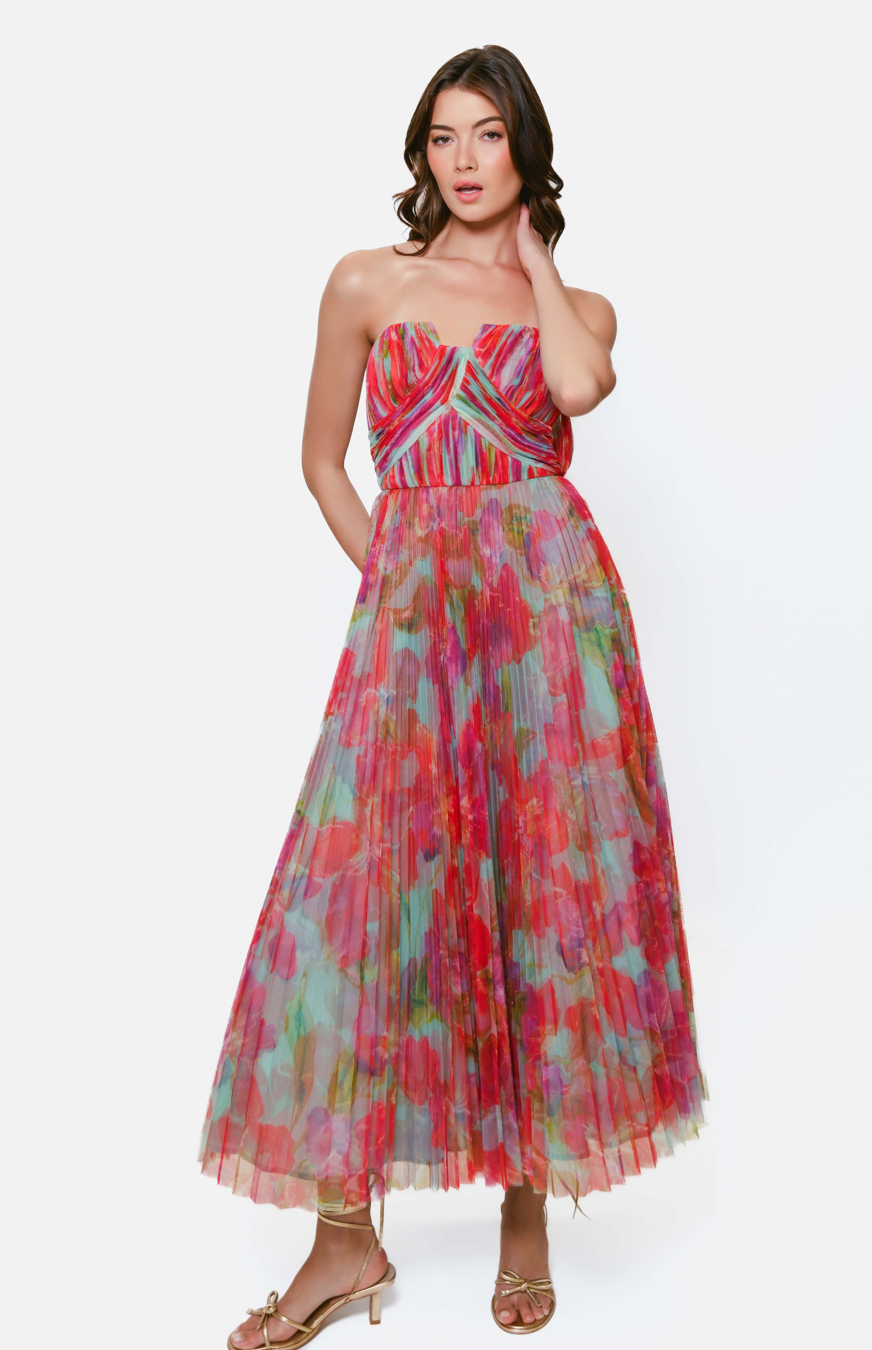 Anthropologie ★ Hutch Corene Strapless Floral Tulle Dress Hutch Corene Strapless Floral Tulle A-Line Midi Dress