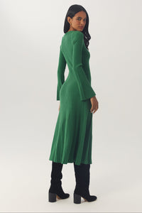 isa dress
